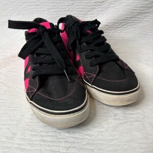 Vans Black & Pink Sneakers – Women’s Size 10 – Bold Street Style
